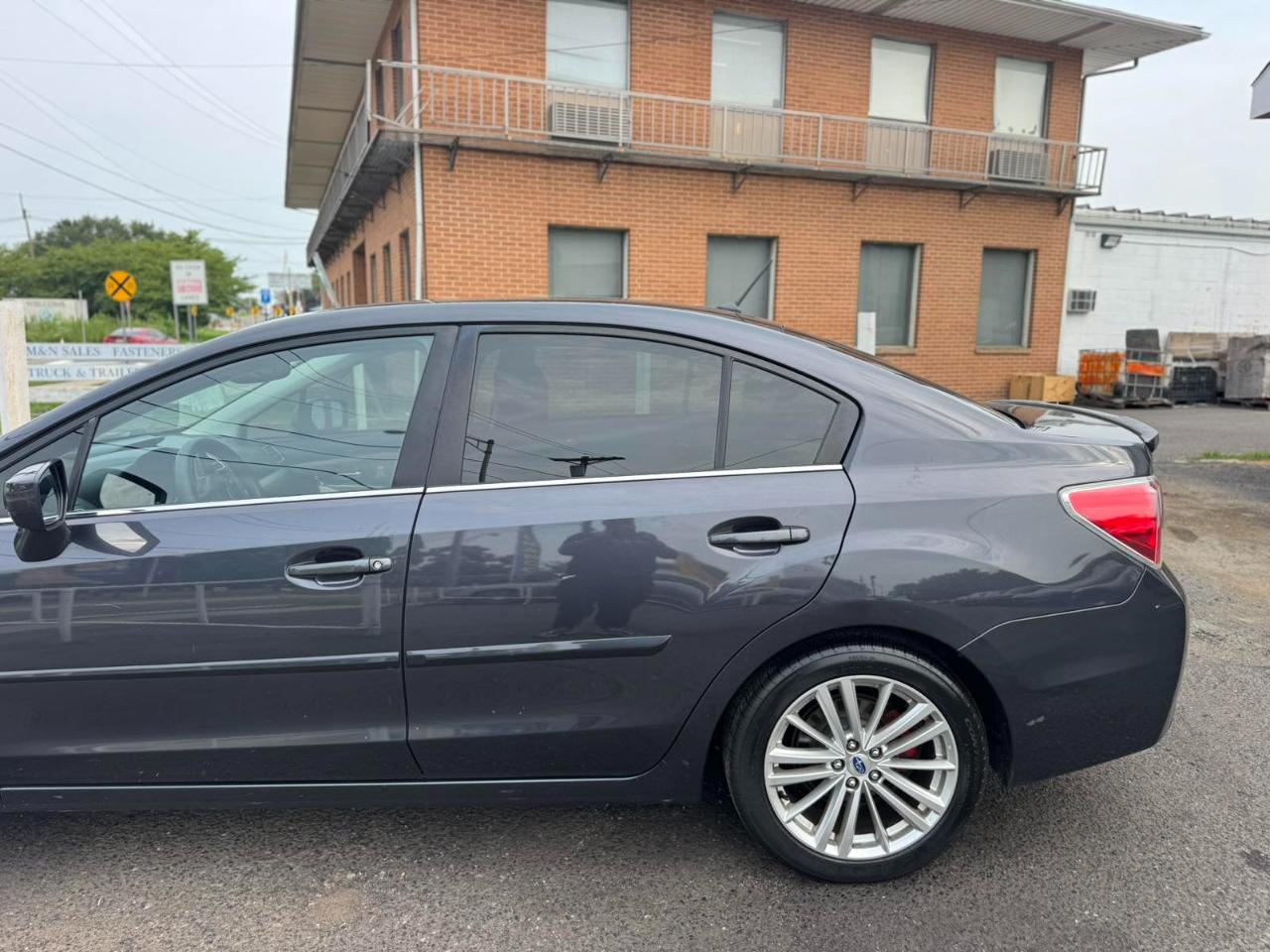 Subaru Impreza Sedan 4dr CVT 2.0i Premium 2016