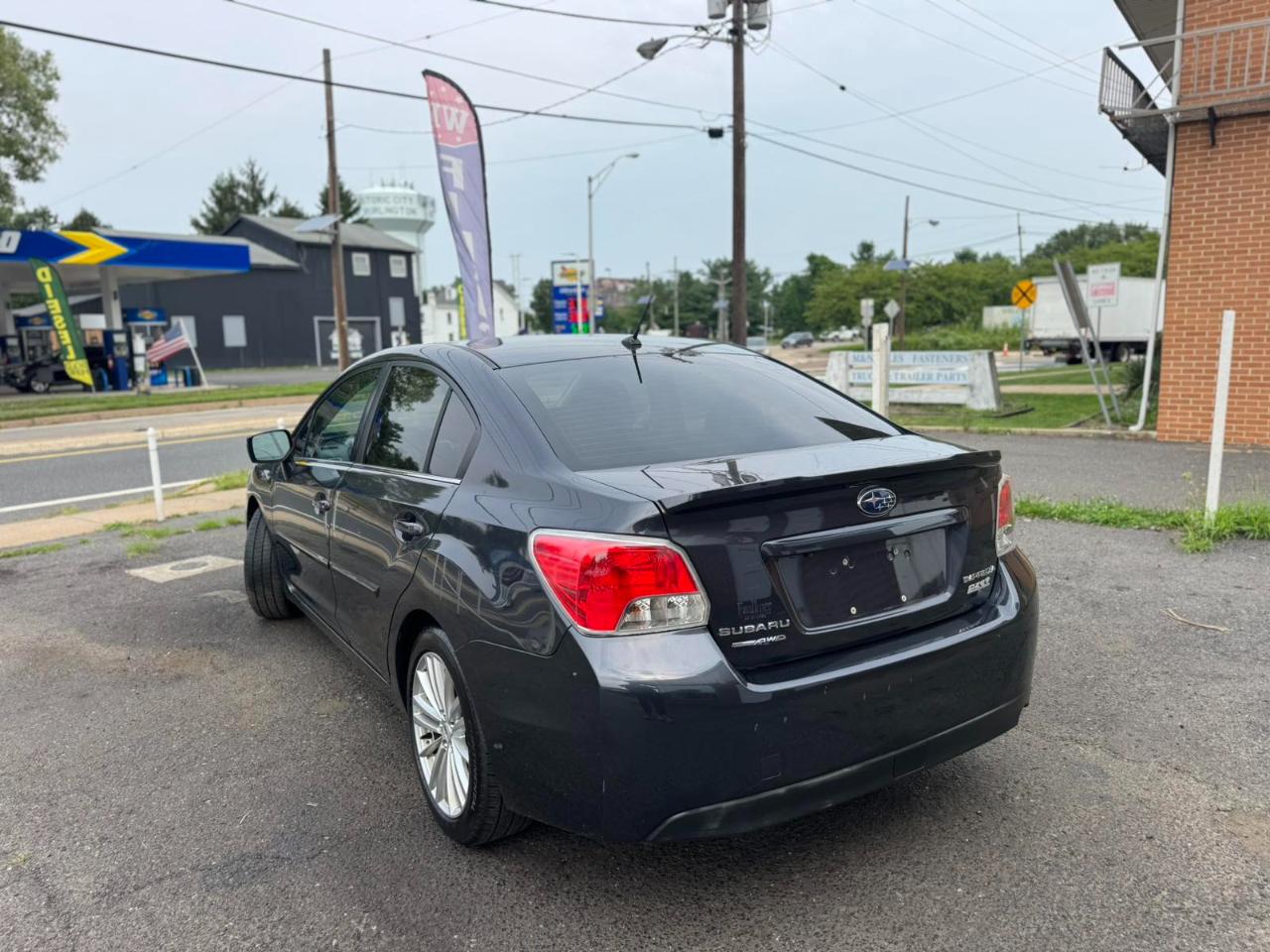 Subaru Impreza Sedan 4dr CVT 2.0i Premium 2016