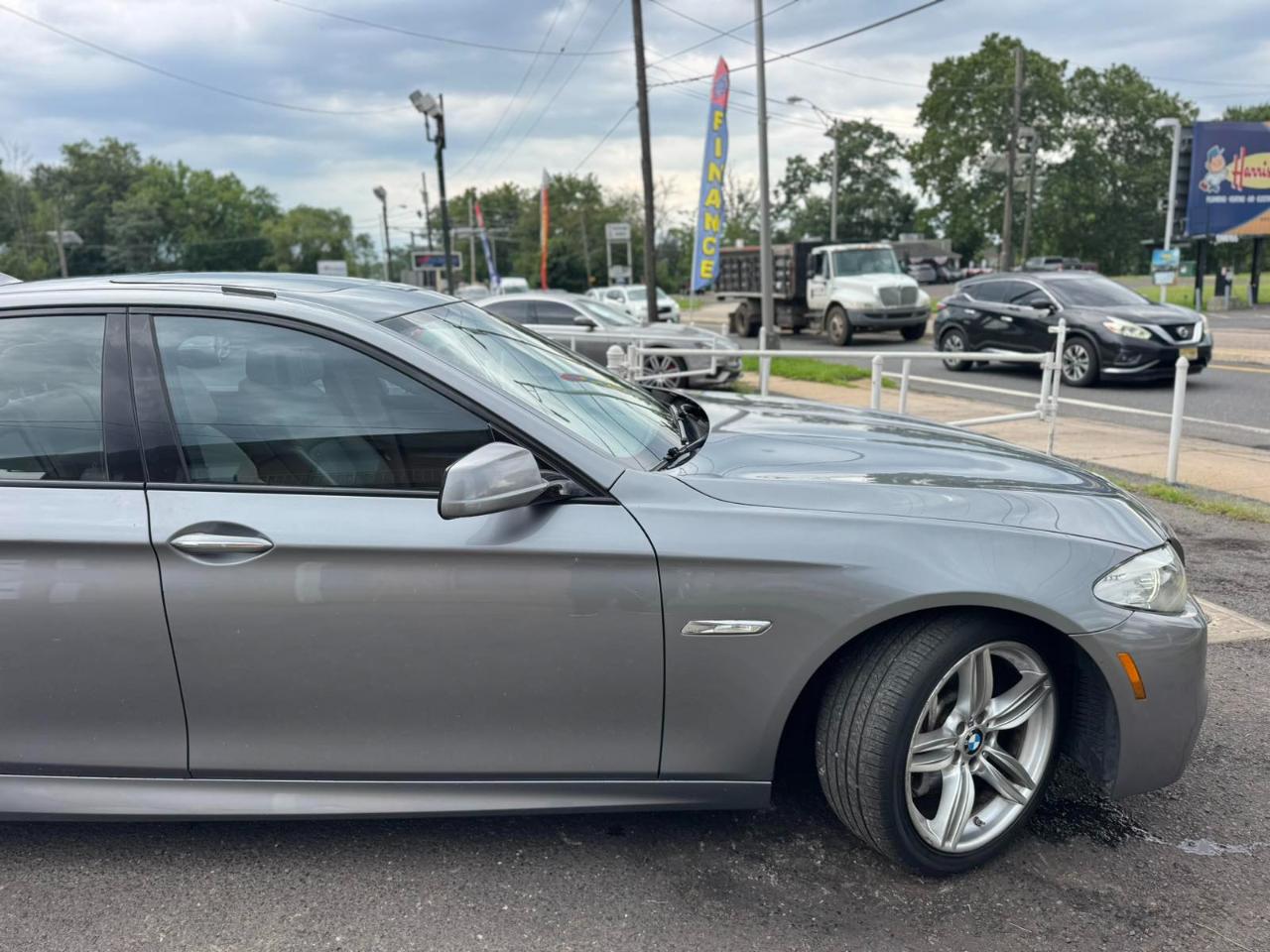 BMW 5 Series 4dr Sdn 535i RWD 2013