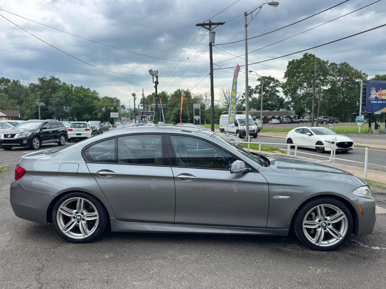BMW 5 Series 4dr Sdn 535i RWD 2013