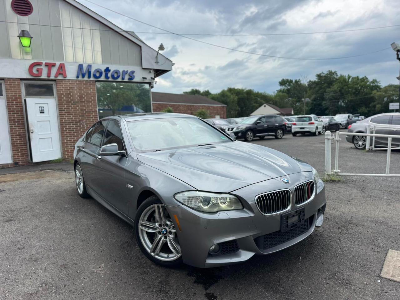 BMW 5 Series 4dr Sdn 535i RWD 2013
