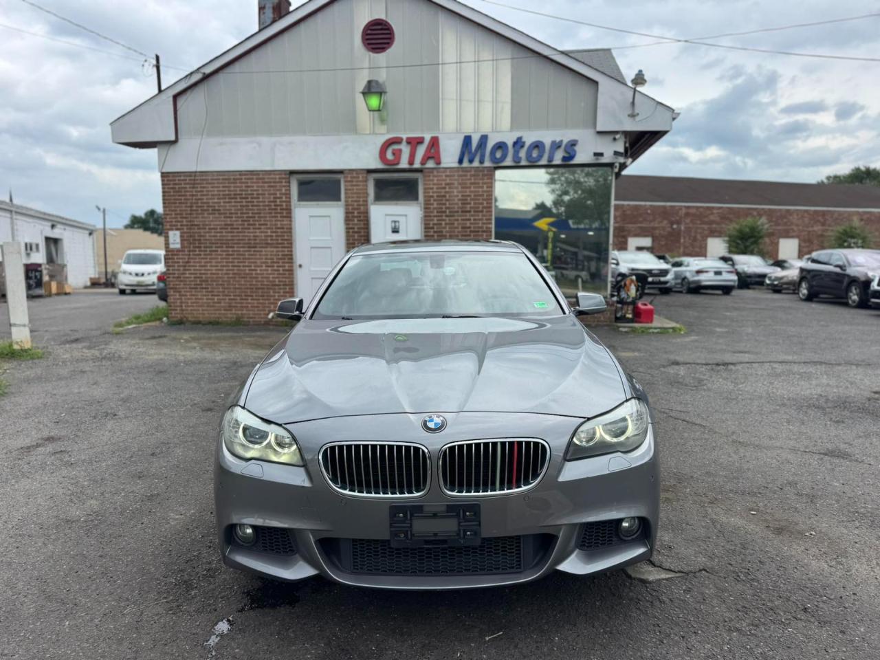 BMW 5 Series 4dr Sdn 535i RWD 2013