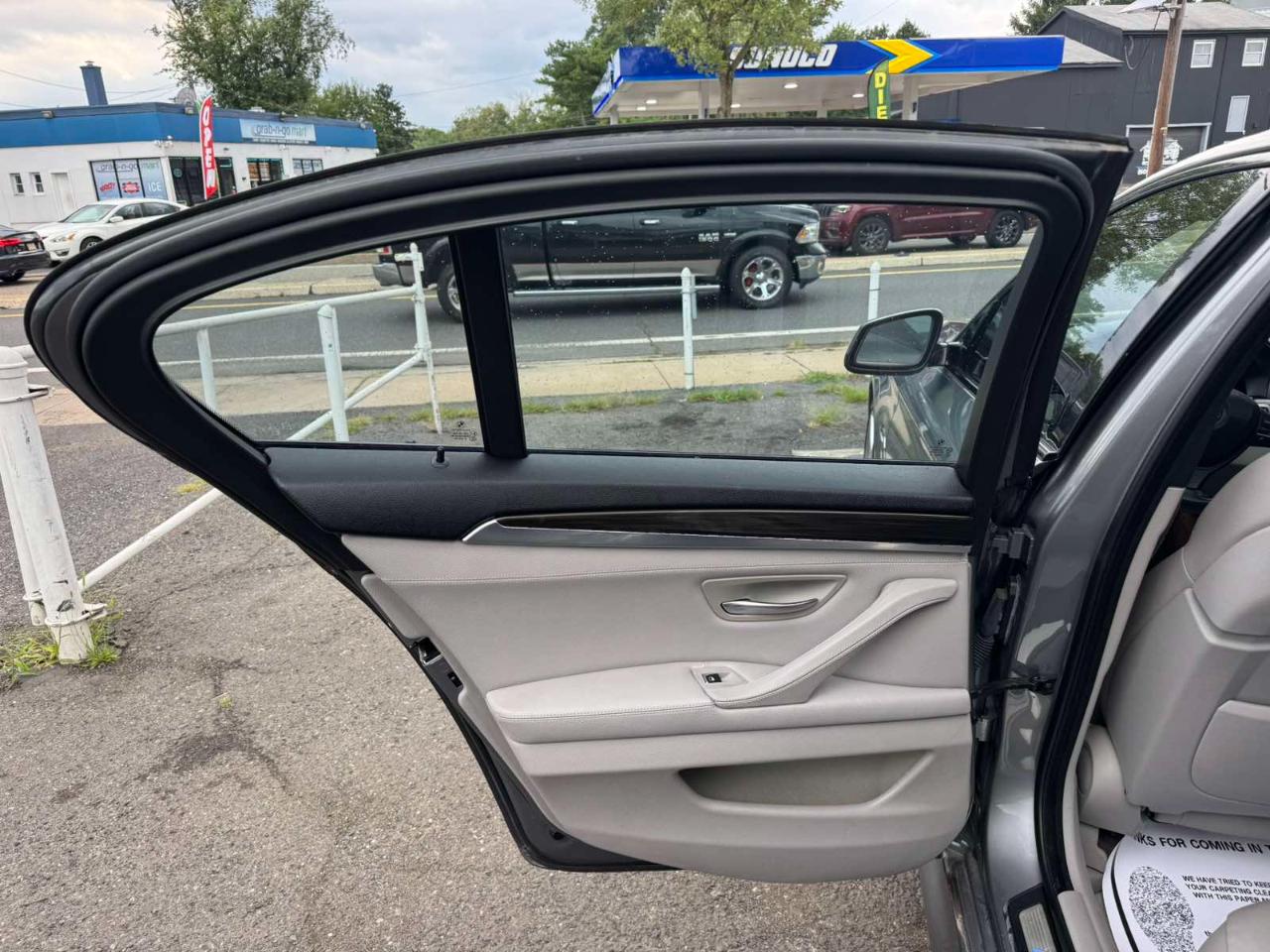 BMW 5 Series 4dr Sdn 535i RWD 2013