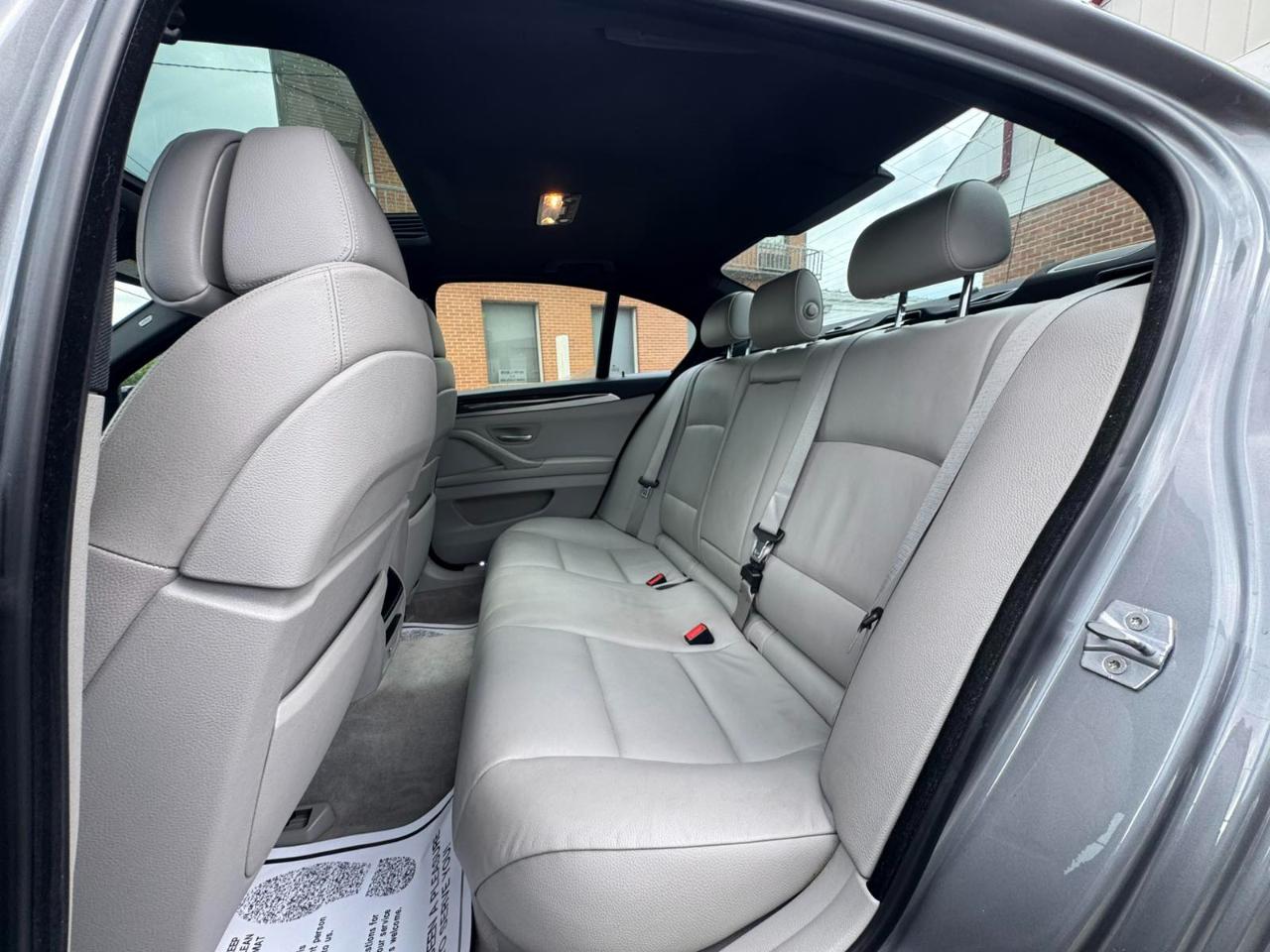 BMW 5 Series 4dr Sdn 535i RWD 2013