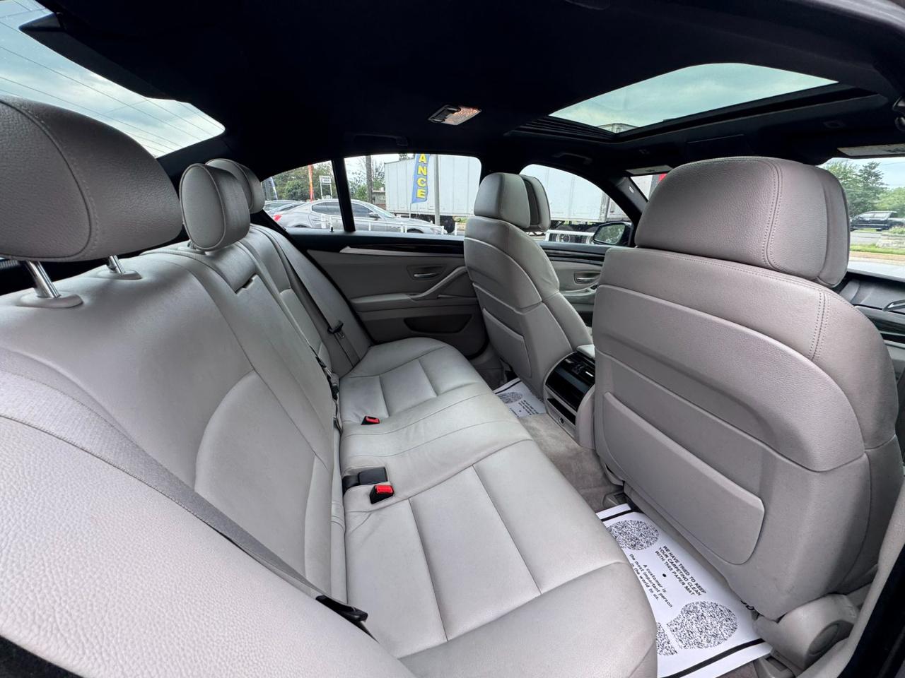 BMW 5 Series 4dr Sdn 535i RWD 2013