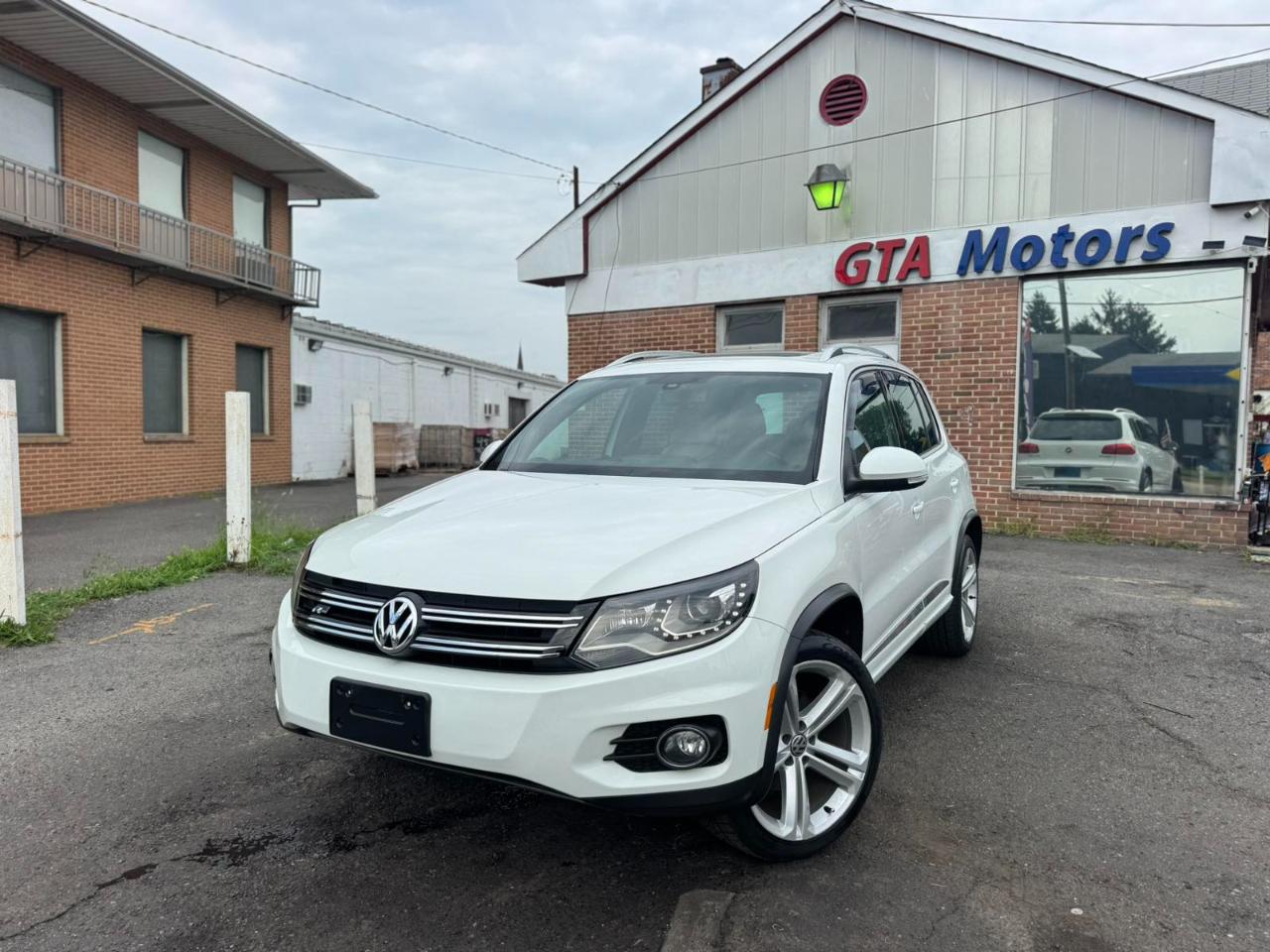 Volkswagen Tiguan 2WD 4dr Auto R-Line 2015