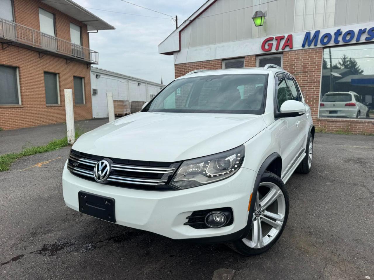 Volkswagen Tiguan 2WD 4dr Auto R-Line 2015