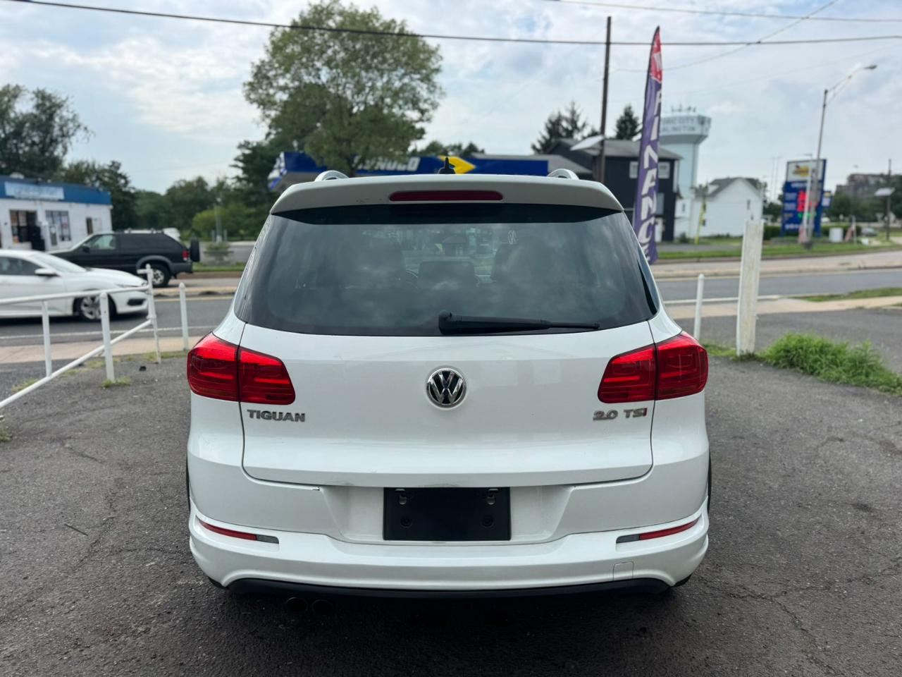Volkswagen Tiguan 2WD 4dr Auto R-Line 2015