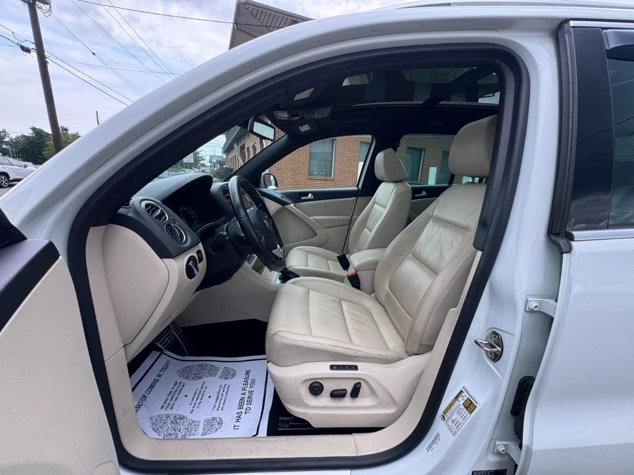Volkswagen Tiguan 2WD 4dr Auto R-Line 2015