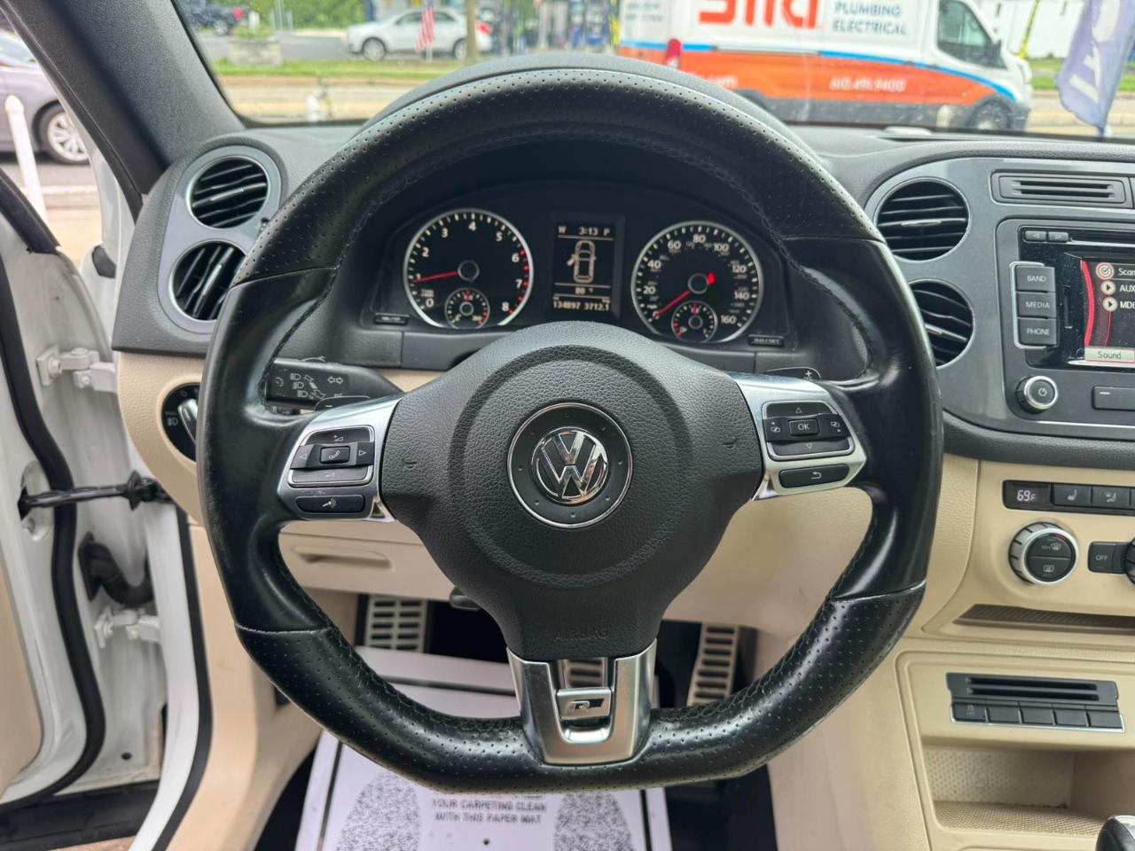 Volkswagen Tiguan 2WD 4dr Auto R-Line 2015
