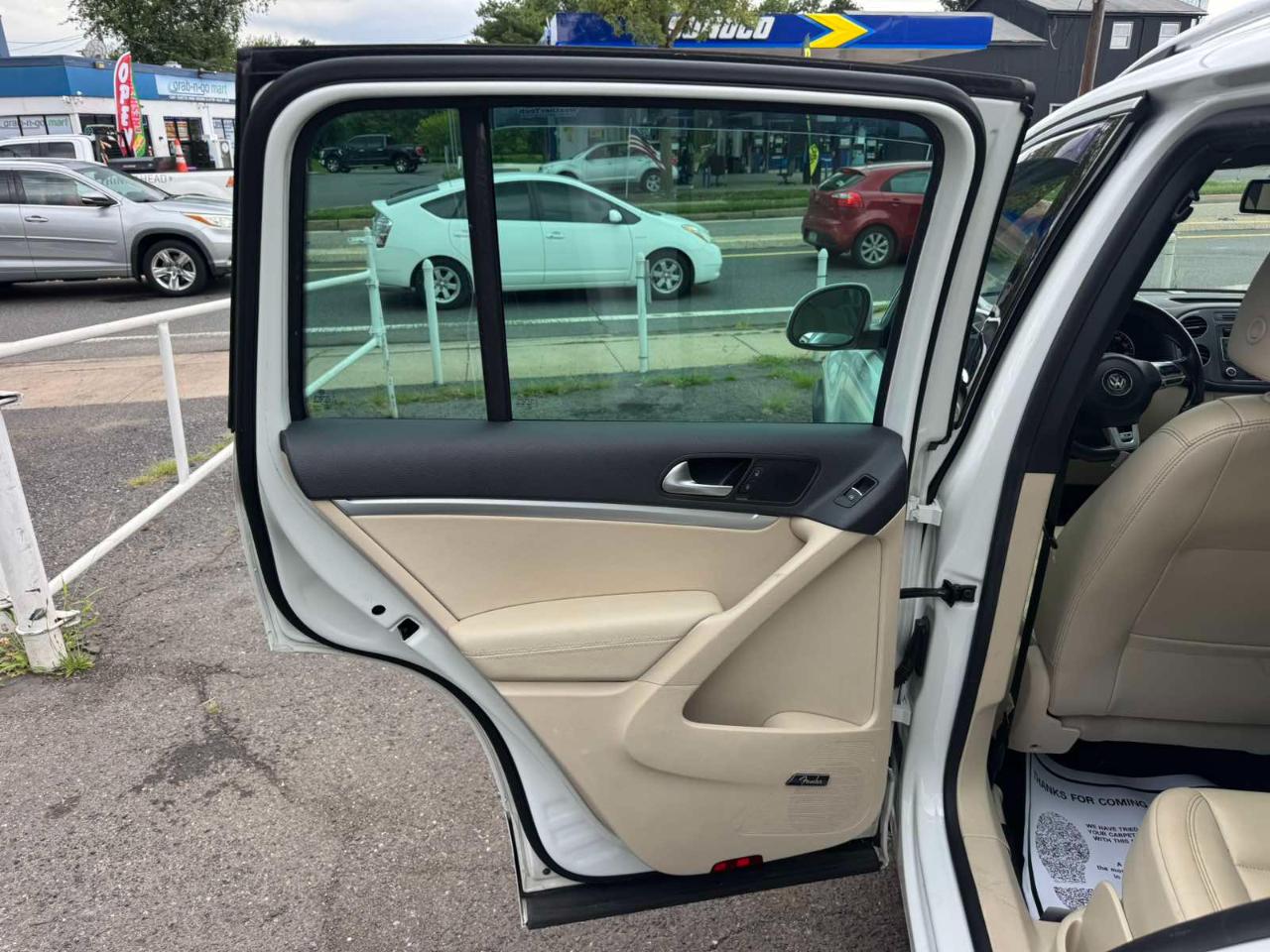 Volkswagen Tiguan 2WD 4dr Auto R-Line 2015