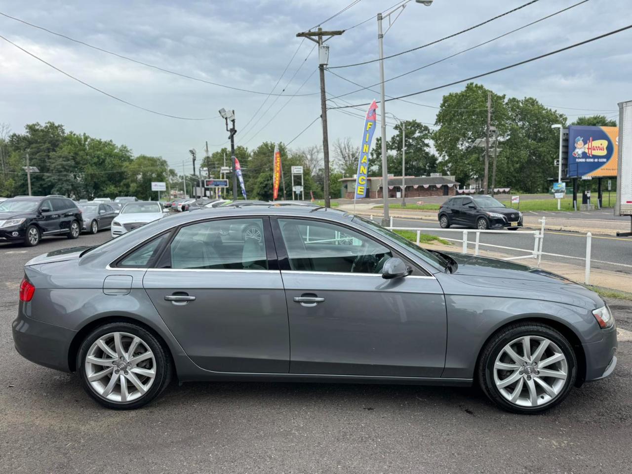 Audi A4 4dr Sdn Auto quattro 2.0T Premium Plus 2013