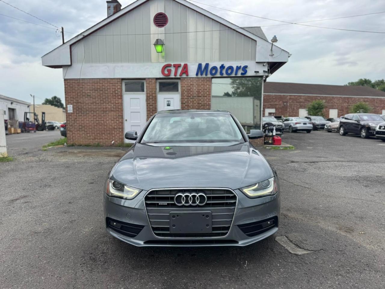 Audi A4 4dr Sdn Auto quattro 2.0T Premium Plus 2013