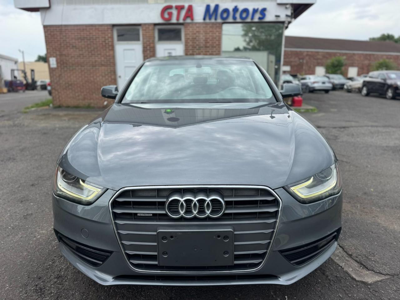 Audi A4 4dr Sdn Auto quattro 2.0T Premium Plus 2013