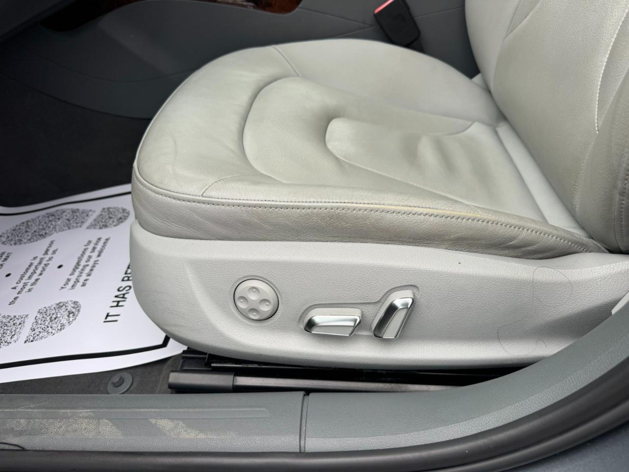 Audi A4 4dr Sdn Auto quattro 2.0T Premium Plus 2013