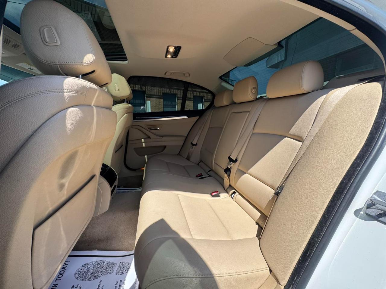 BMW 5 Series 4dr Sdn 528i xDrive AWD 2014