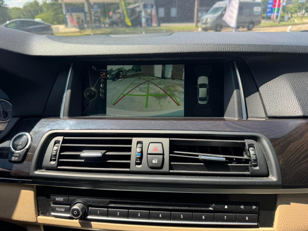 BMW 5 Series 4dr Sdn 528i xDrive AWD 2014