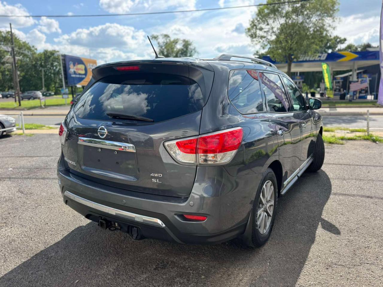 Nissan Pathfinder 4WD 4dr SL 2014