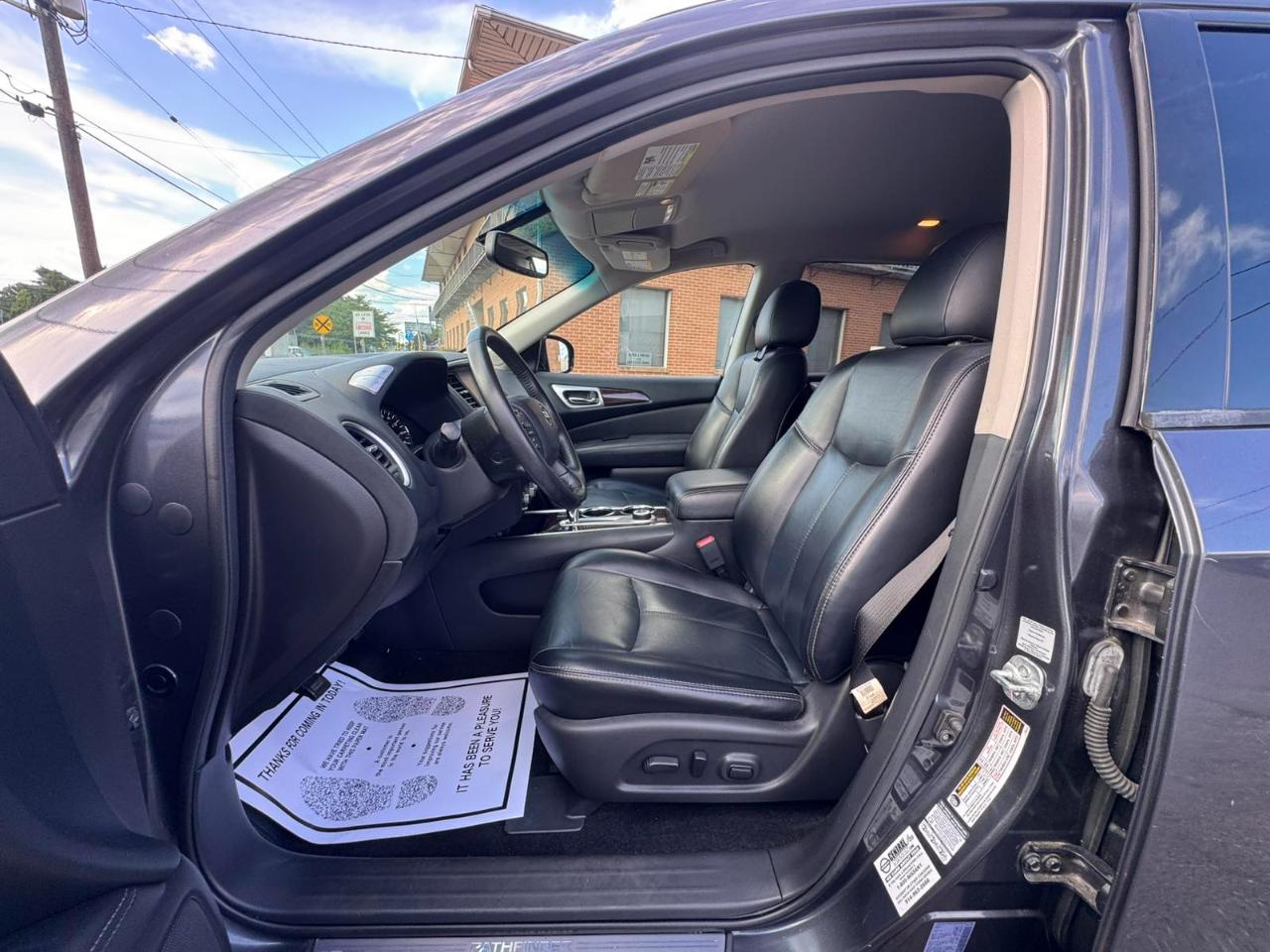 Nissan Pathfinder 4WD 4dr SL 2014