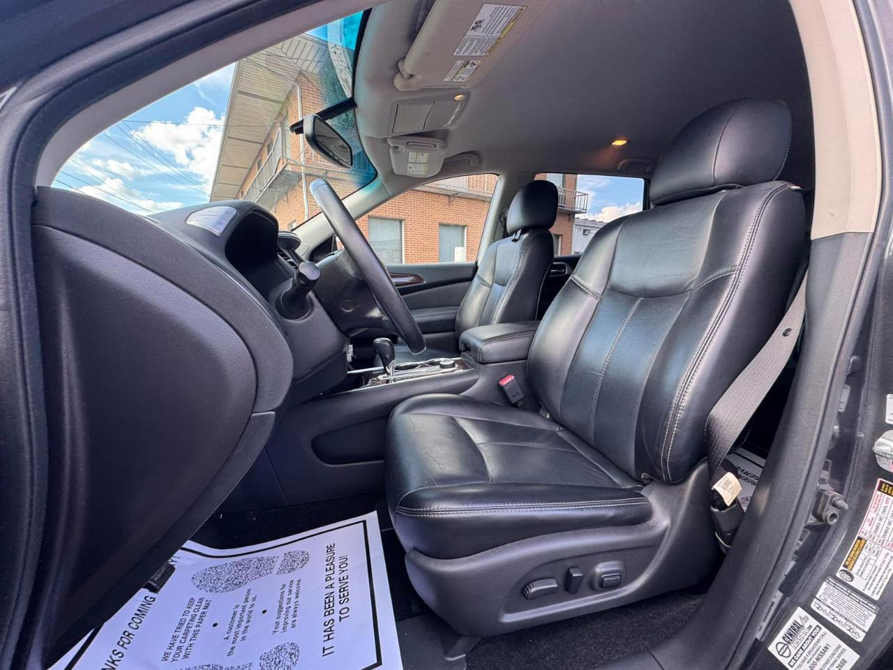 Nissan Pathfinder 4WD 4dr SL 2014