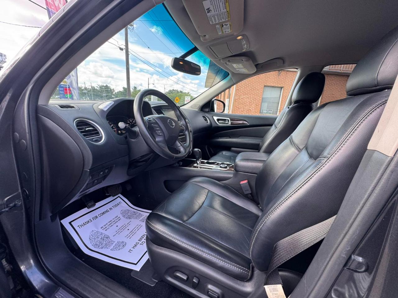 Nissan Pathfinder 4WD 4dr SL 2014
