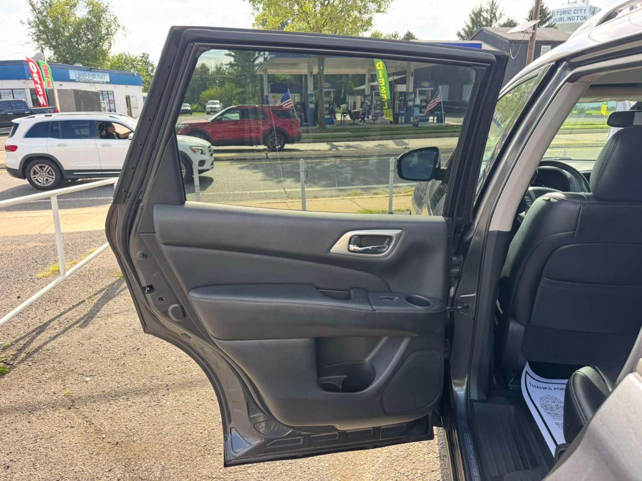 Nissan Pathfinder 4WD 4dr SL 2014