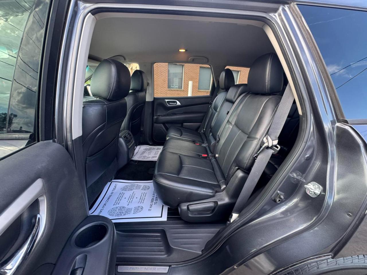 Nissan Pathfinder 4WD 4dr SL 2014