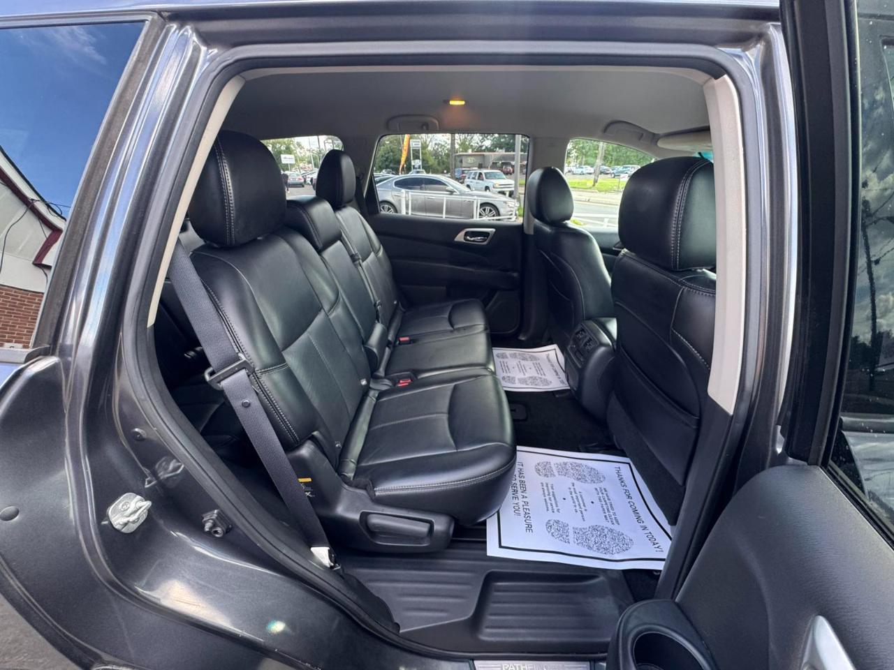 Nissan Pathfinder 4WD 4dr SL 2014