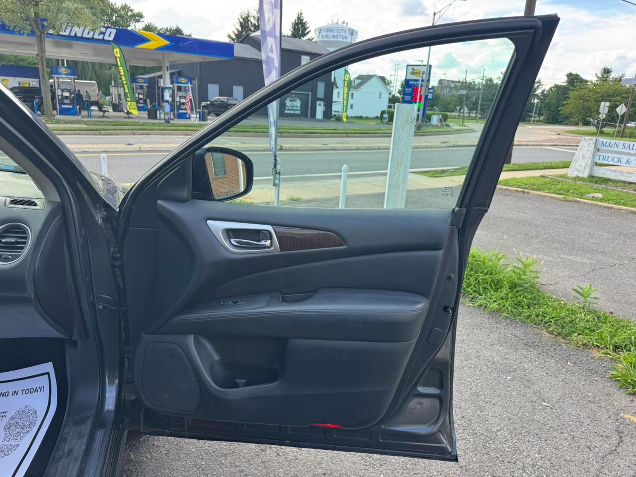 Nissan Pathfinder 4WD 4dr SL 2014