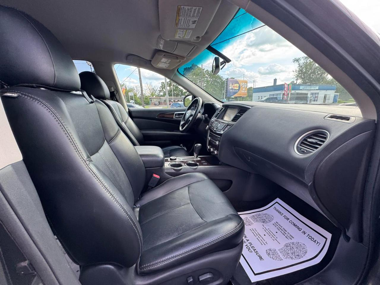 Nissan Pathfinder 4WD 4dr SL 2014