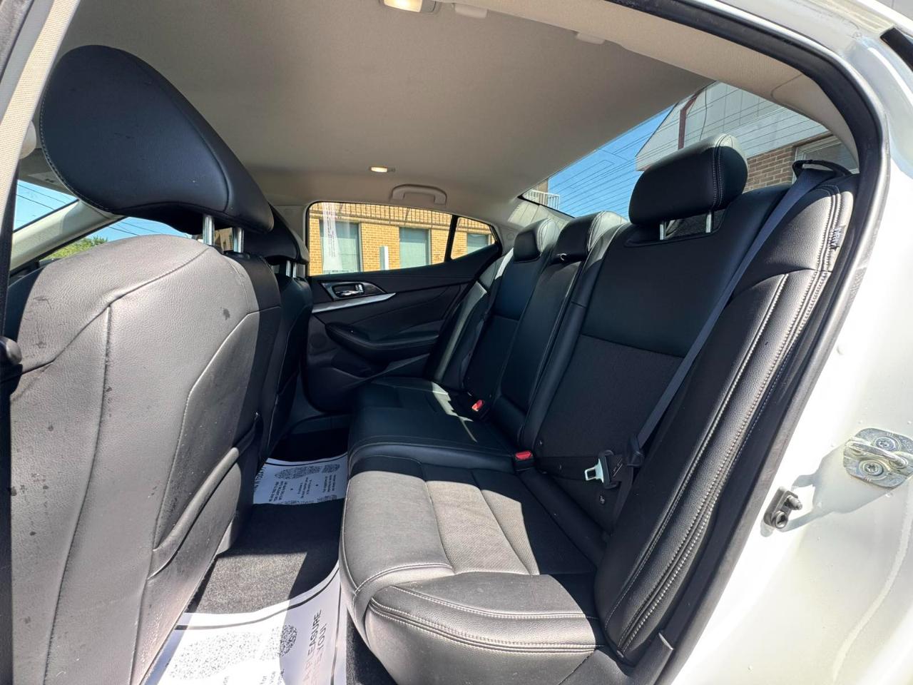 Nissan Maxima SV 3.5L 2019