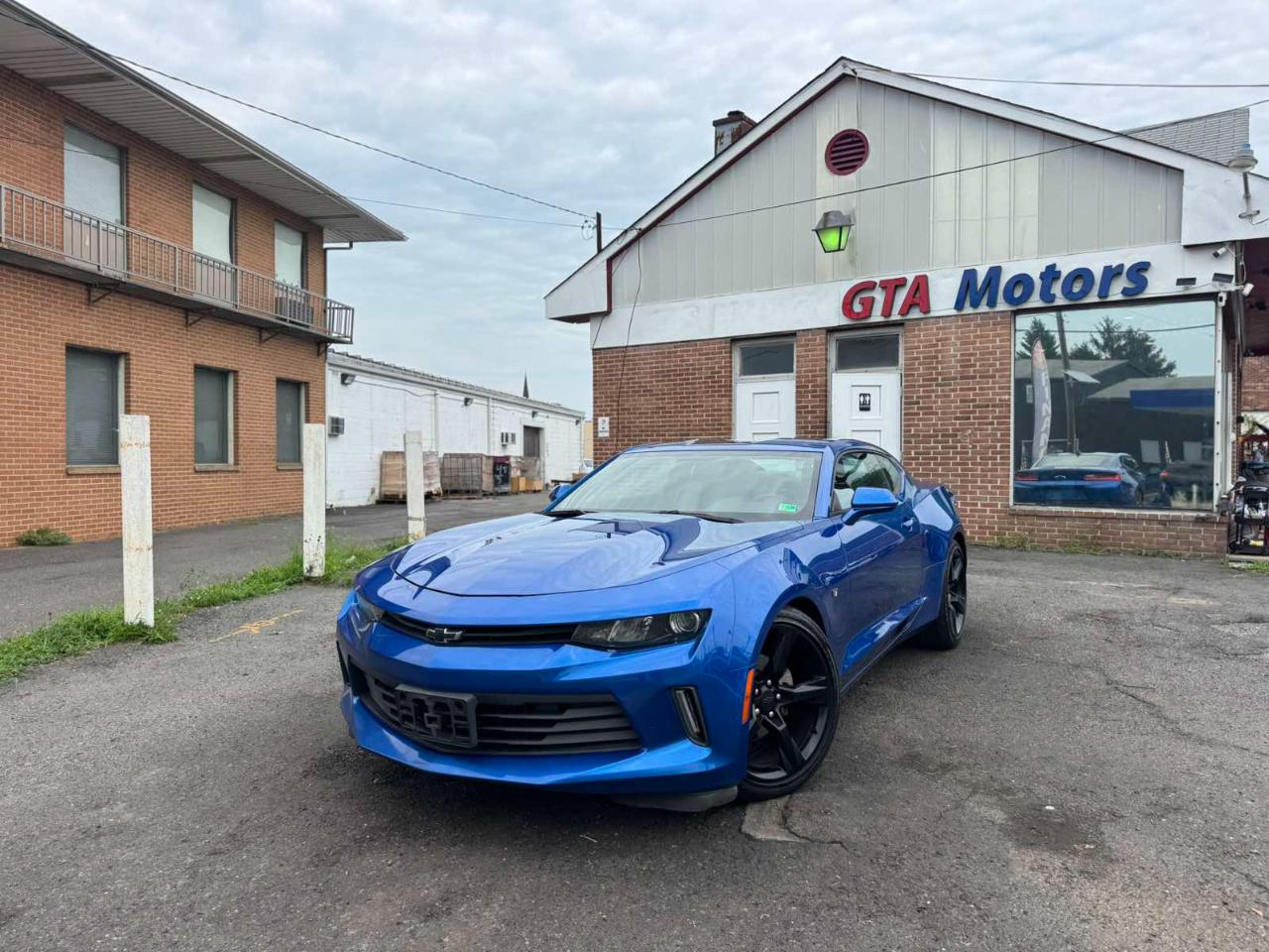 Chevrolet Camaro 2dr Cpe 1LT 2018