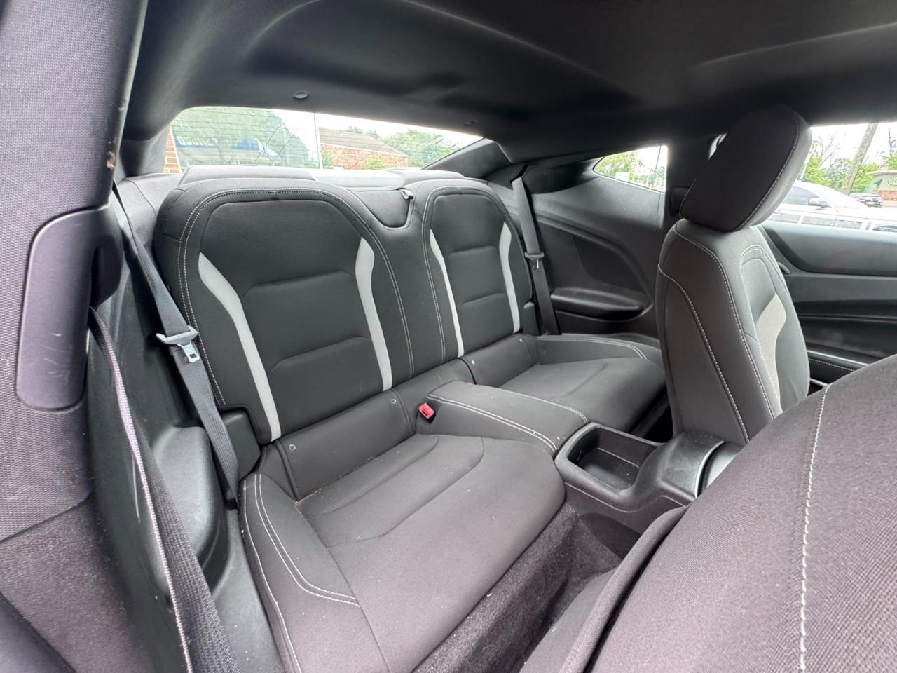 Chevrolet Camaro 2dr Cpe 1LT 2018