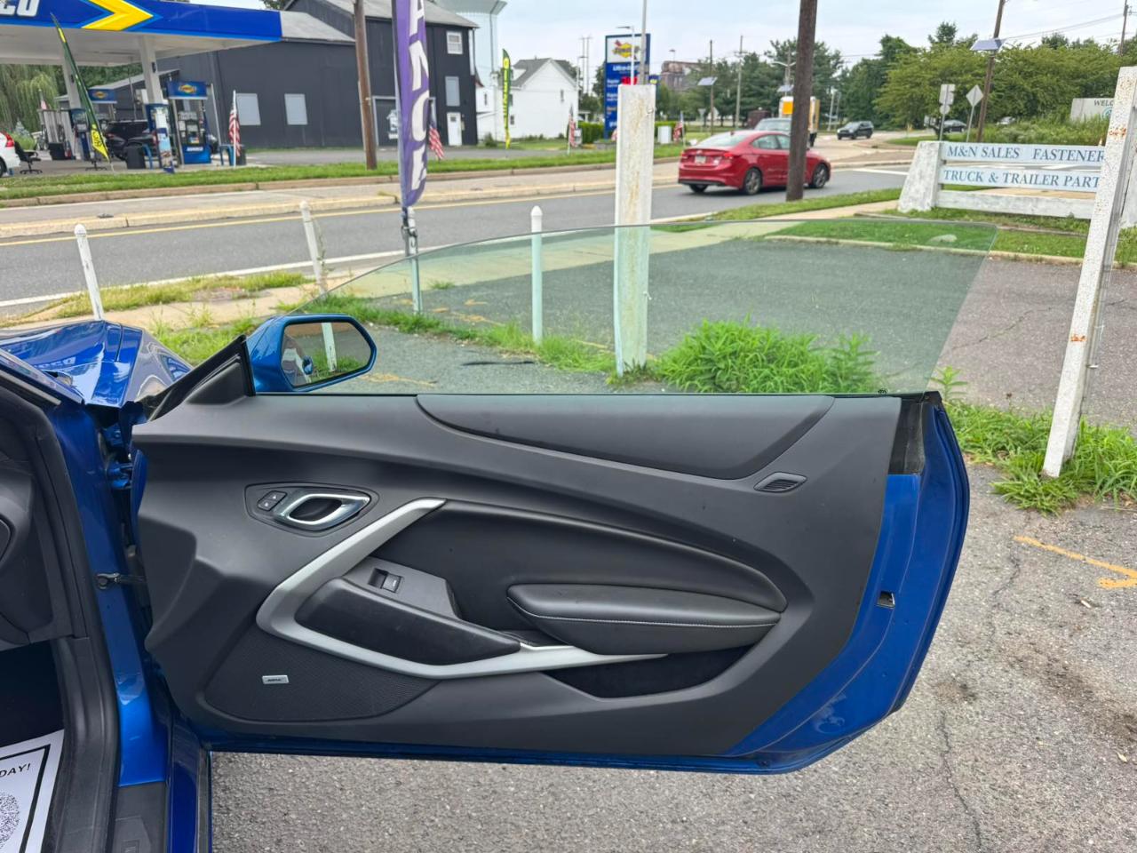 Chevrolet Camaro 2dr Cpe 1LT 2018