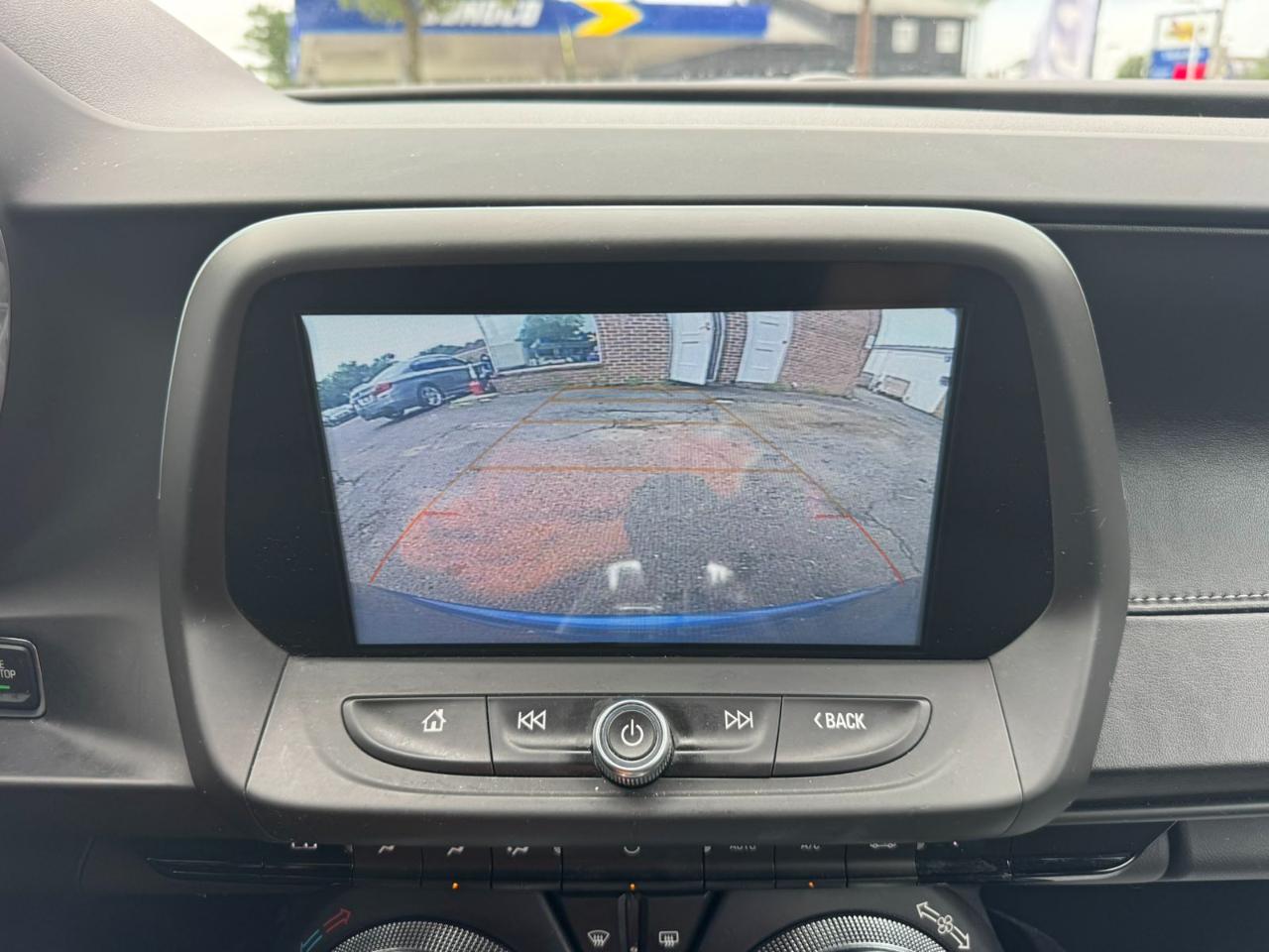 Chevrolet Camaro 2dr Cpe 1LT 2018