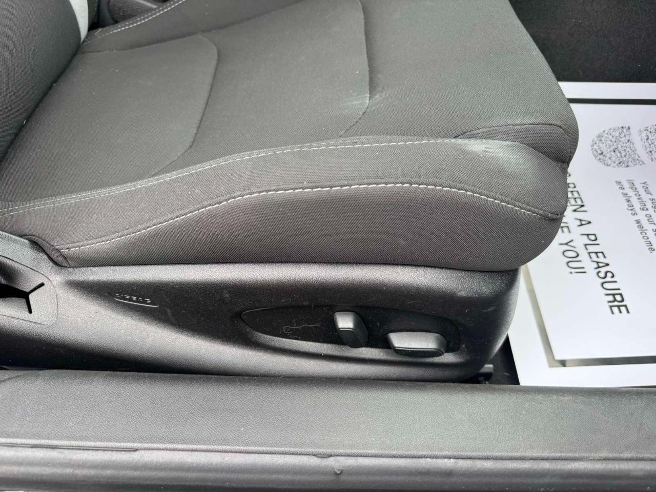 Chevrolet Camaro 2dr Cpe 1LT 2018