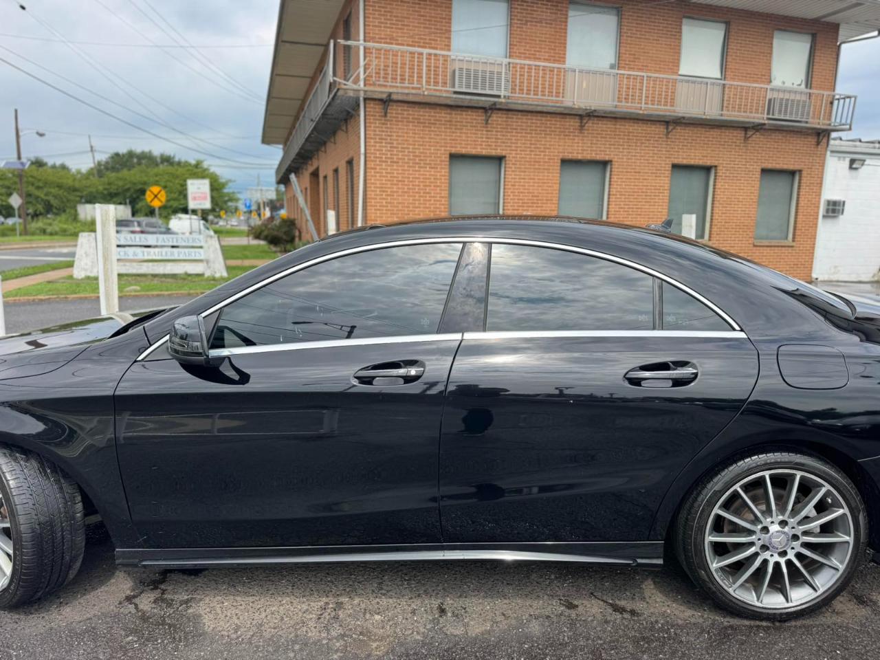 Mercedes-Benz CLA 4dr Sdn CLA 250 4MATIC 2016
