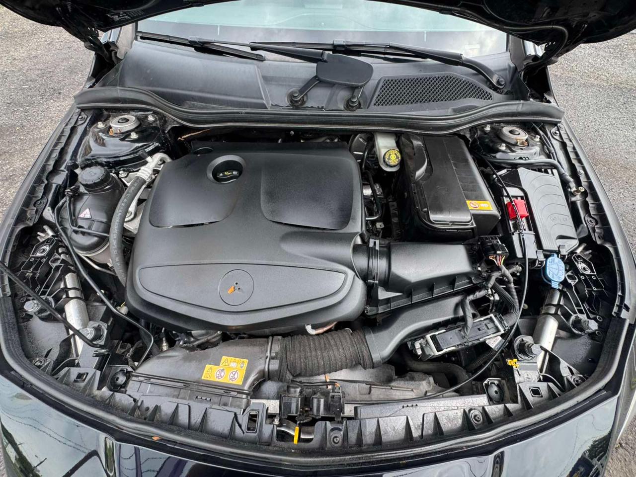 Mercedes-Benz CLA 4dr Sdn CLA 250 4MATIC 2016