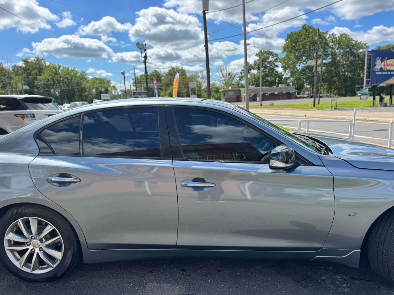 Infiniti Q50 4dr Sdn Premium AWD 2014