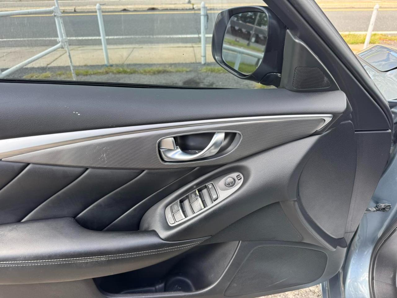 Infiniti Q50 4dr Sdn Premium AWD 2014