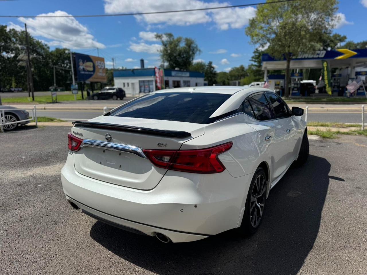 Nissan Maxima SV 3.5L 2018