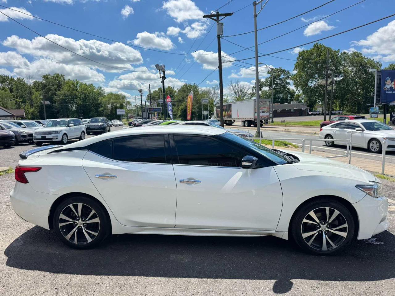 Nissan Maxima SV 3.5L 2018