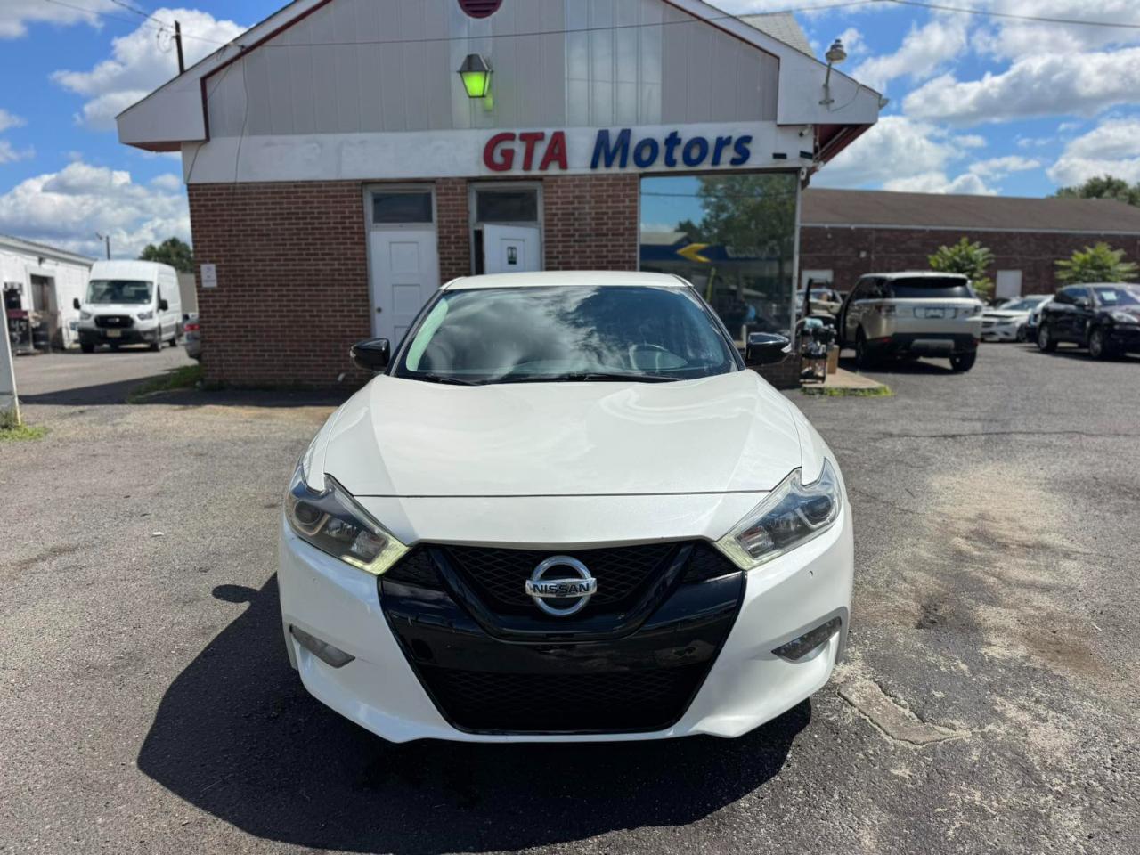 Nissan Maxima SV 3.5L 2018