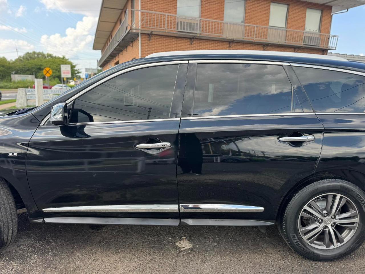 Infiniti QX60 FWD 2018