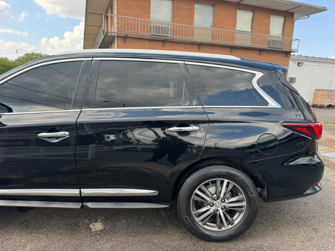 Infiniti QX60 FWD 2018