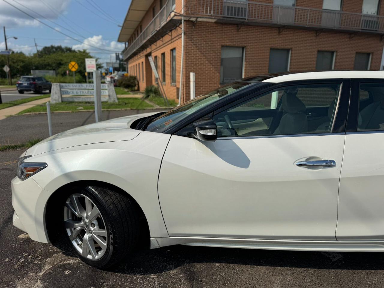 Nissan Maxima 4dr Sdn 3.5 SL 2016