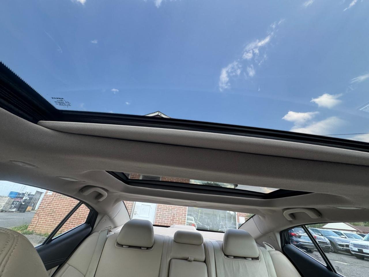 Nissan Maxima 4dr Sdn 3.5 SL 2016