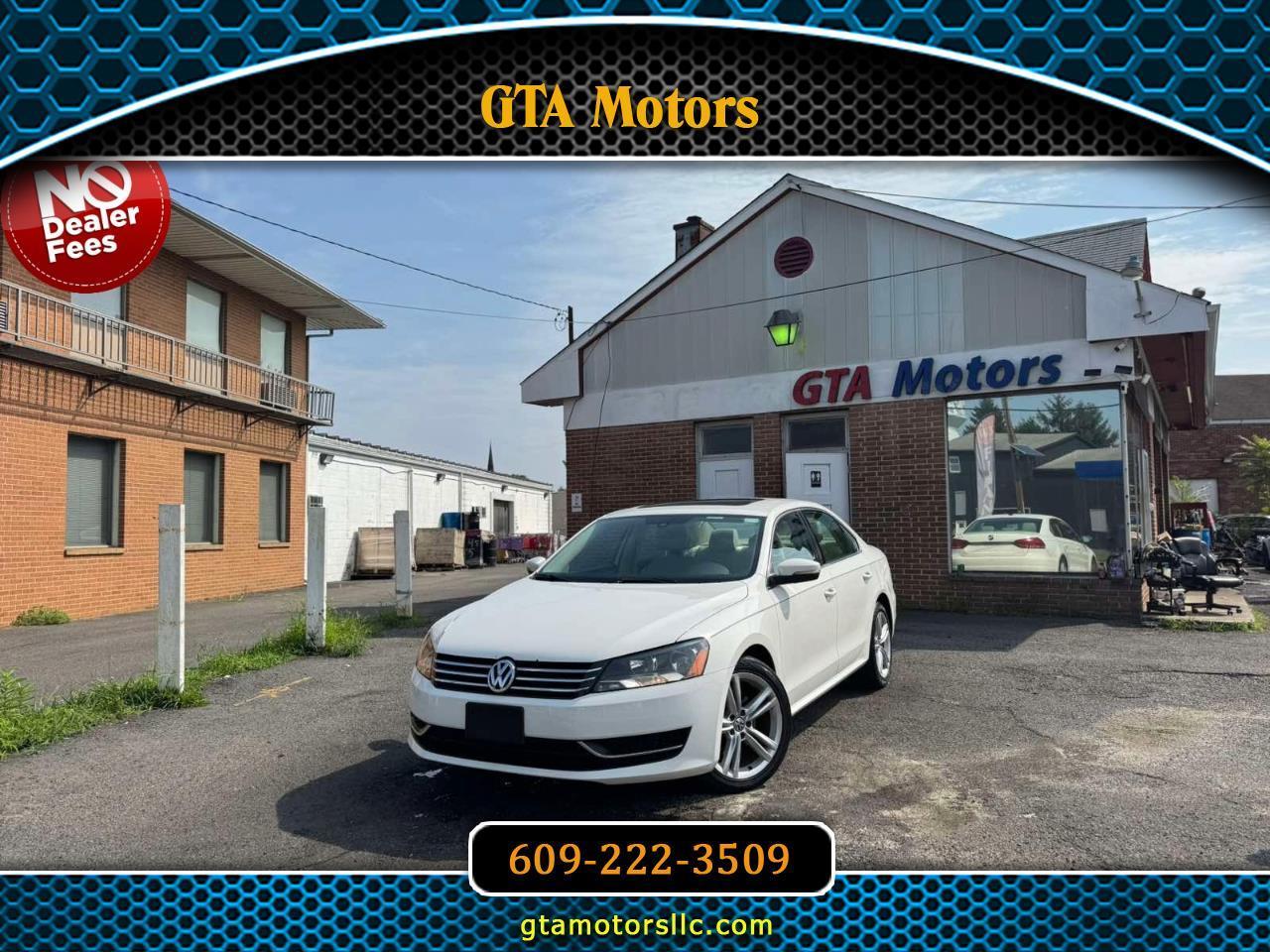 Volkswagen Passat 4dr Sdn 1.8T Auto SE w/Sunroof & Nav PZEV 2014