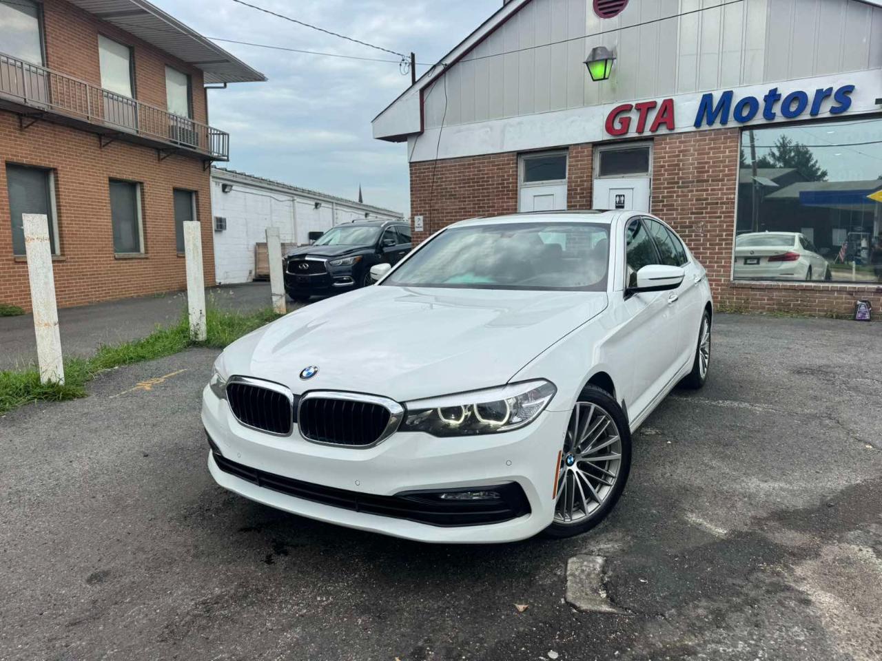 BMW 5 Series 530i xDrive Sedan 2017