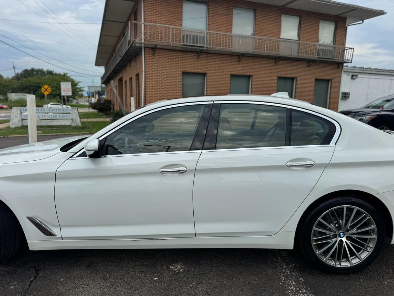 BMW 5 Series 530i xDrive Sedan 2017